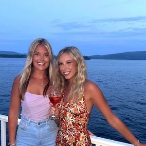 Meet your Posher, Maggie